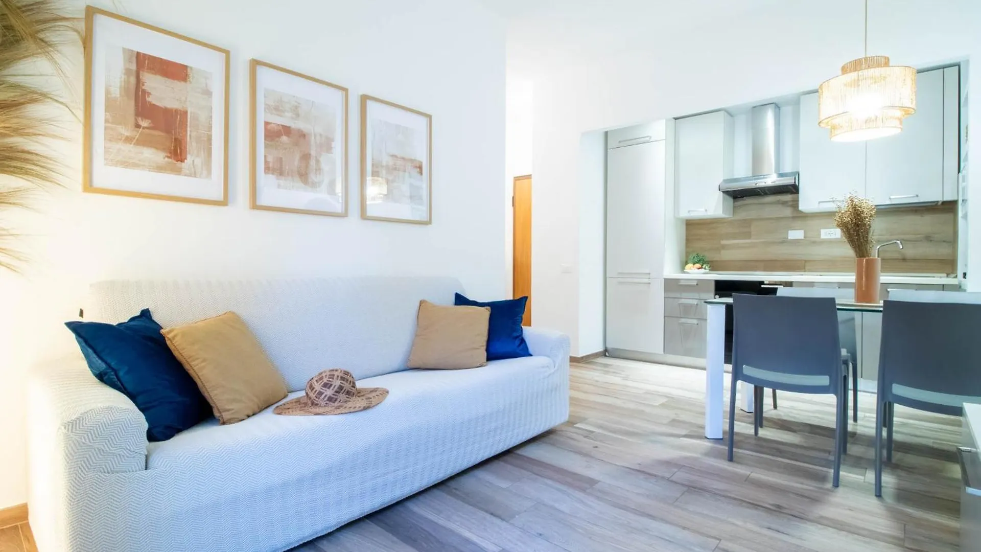 Apartment Le Pleiadi By Portofinovacanze Rapallo Italy
