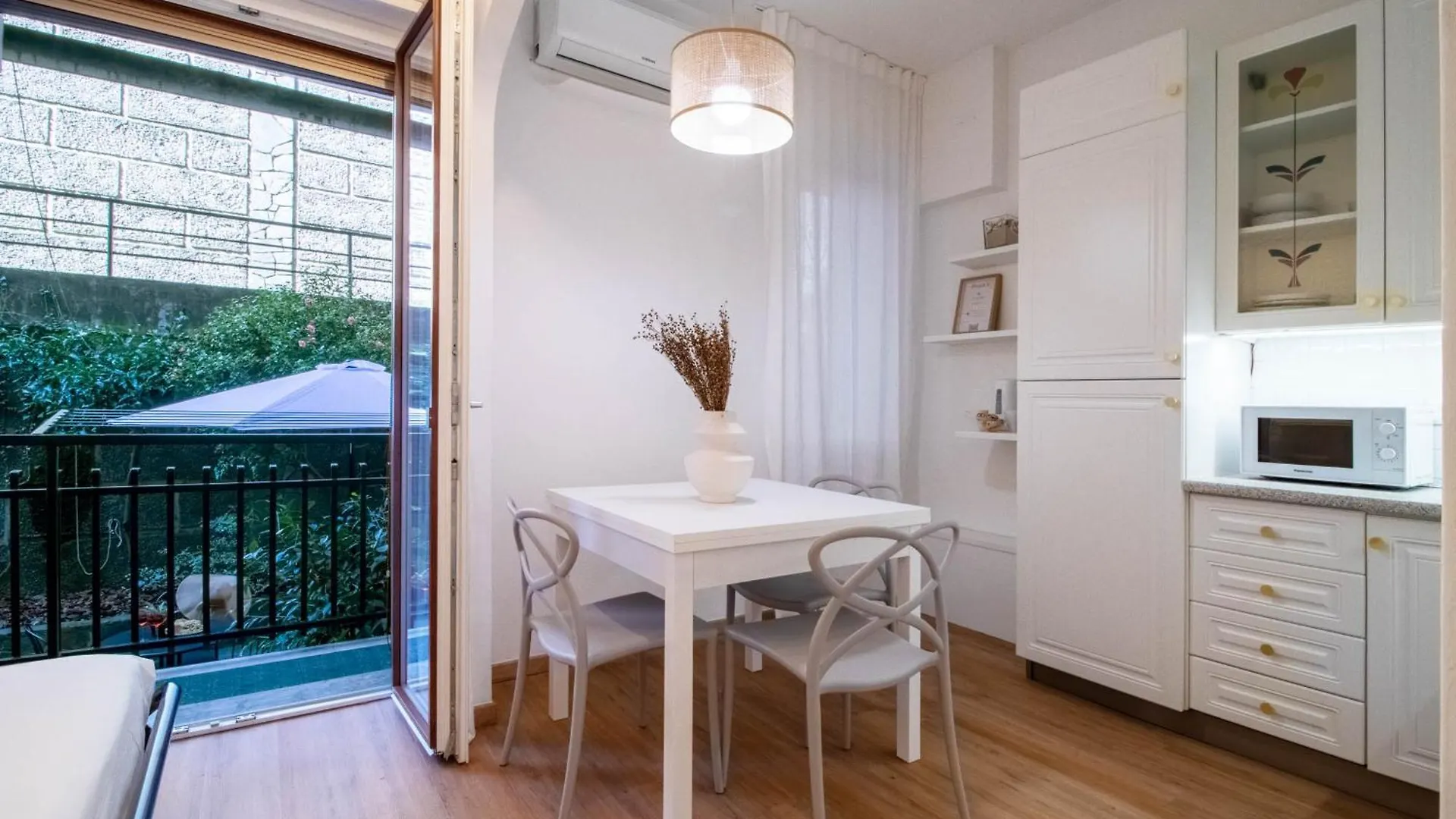 Apartment Le Pleiadi By Portofinovacanze Rapallo Italy
